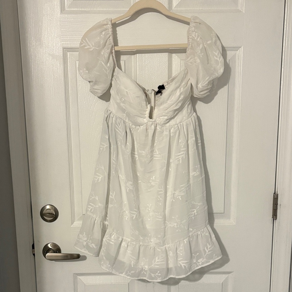 White Puff Sleeve Key Hole Dress